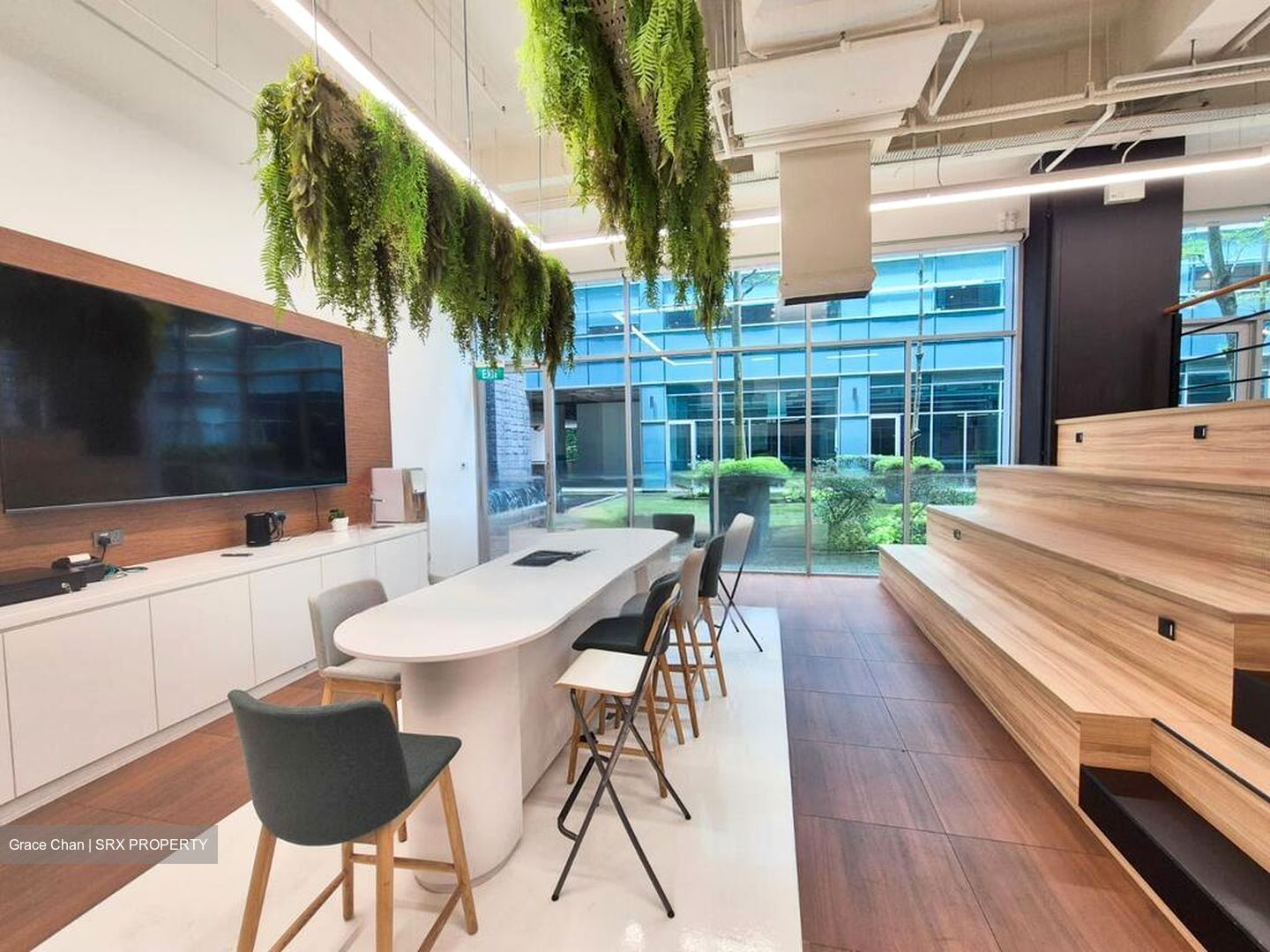 Alexandra Road (D5), Office #489120691
